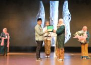 Bupati Bandung Apresiasi Atas Inisiatif dan Kreativitas Program PKW MUA BEDAS Berkebaya 2024