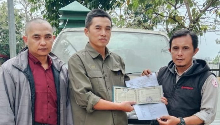 Pemkab Bandung Serahkan Bantuan Roda Empat Kepada Yayasan ReDTI Kita