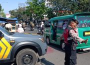 Personil Samapta Polsek Ujungberung Lakukan Giat Pengaturan Arus Lalulintas sore Hari