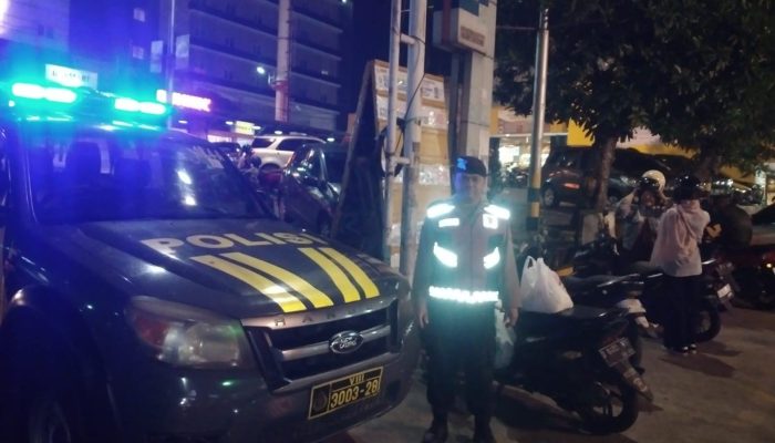 Unit Patroli Samapta Polsek Cidadap Gelar Blue Light Patrol Week End