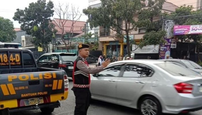 Personil QR Unit Samapta Polsek Antapani Laksanakan Yanmas Sore Hari