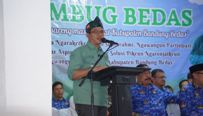 Rembug Bedas ke 191, Dihadapan Bupati Bandung, Masyarakat Desa Mekarwangi Serempak Katakan Setuju Bangun Gedung SMAN/SMKN di Lahan Carik Desa