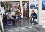 Bhabinkamtibmas Polsek Cinambo Melaksanakan Dialog Harkamtibmas bersama warga di Kel. Bapeng