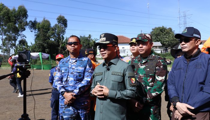 Bupati Dadang Supriatna: Pemerintah Sudah Siapkan Dapur Umum untuk Masyarakat Terdampak Gempa Bumi