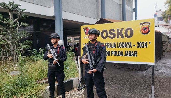 Pengaman KPU dan  Bawaslu Provinsi Jawa Menjelang Massa Kampanye 