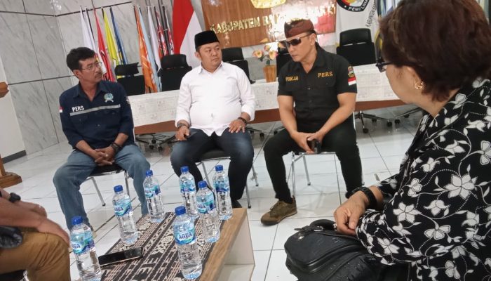 KPU KBB menerima Kunjungan Pokja Wartawan KBB, Bahas Pilkada Serentak 2024 “Ciptakan Suasana Damai dan Kondusif”