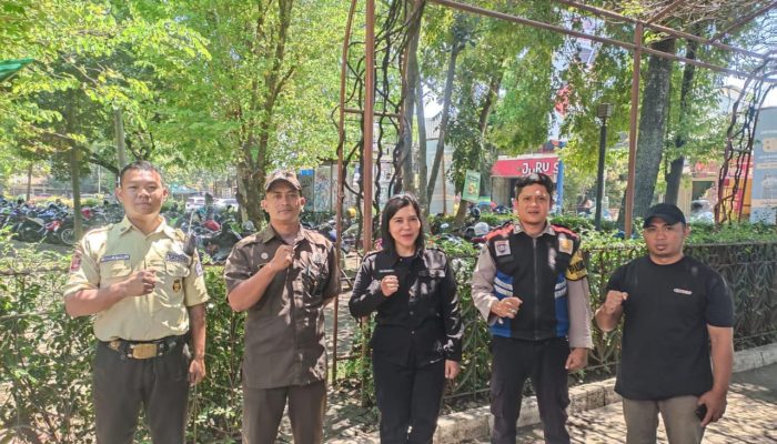 Bhabinkamtibmas Kelurahan Burangrang Polsek Lengkong Jalin silaturahmi kamtibmas