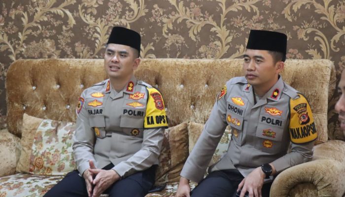 Ciptakan Kamtibmas Yang Kondusif Menjelang Pilkada Tahun 2024 Kapolres Garut Jalin Silaturahmi Dengan Pengurus Ponpes Al Halim