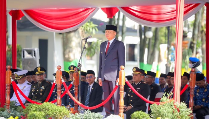 Peringati Hari Kesaktian Pancasila, 9 PNS Kota Bandung Raih Penghargaan Satyalancana Karya Satya