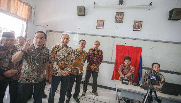 Optimalkan Partisipasi, Pemkot Bandung Akselerasi Perekaman KTP-el Pemilih Pemula