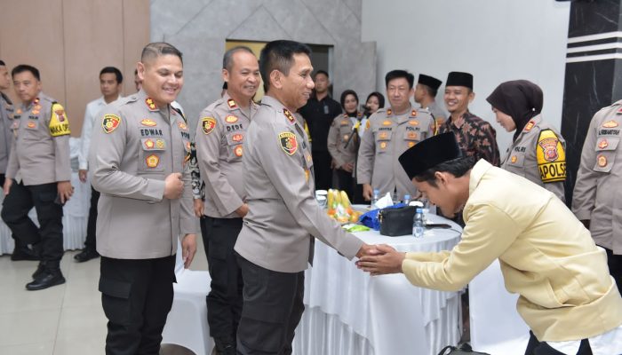 Kapolda Jabar Kunker dan Jalin Silaturahmi Kamtibmas dengan Tokoh Agama dan Masyarakat di Karawang