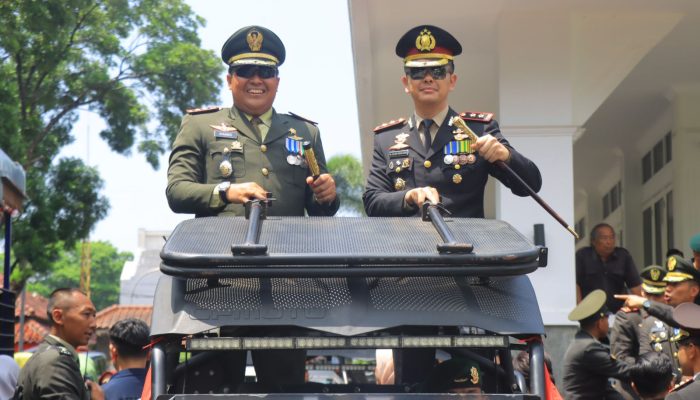 Polres Garut Berikan Kejutan Pada HUT TNI Ke 79