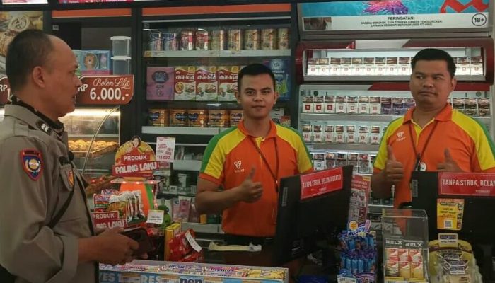 Polsek Bandung Kulon silaturahmi kamtibmas kepada Warga