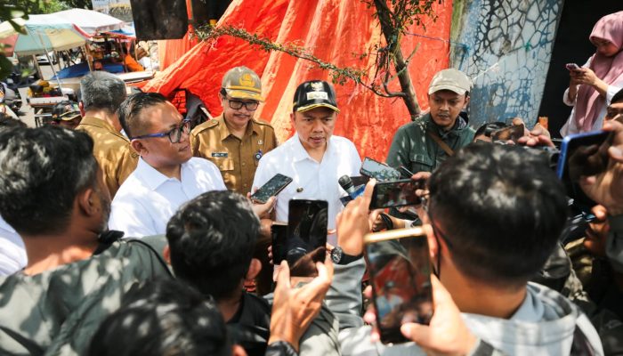 Pj Wali Kota Bandung Minta Pasar Memilihan dan Bukan Membuang Sampah