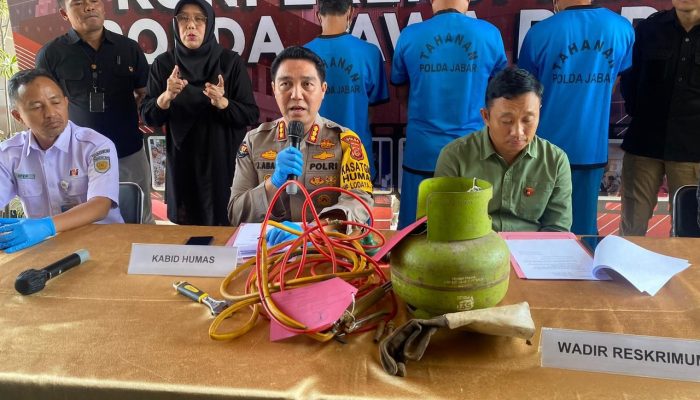 DITRESKRIMUM POLDA JABAR BERHASIL UNGKAP PENCURIAN DENGAN PEMBERATAN