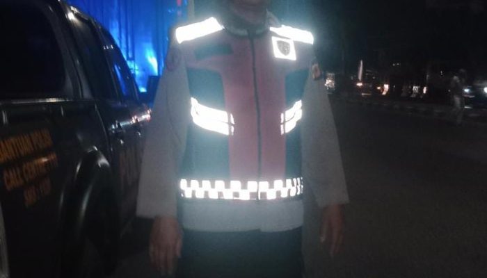 Piket Samapta Polsek Bandung Kidul melaksanakan Patroli Blue light