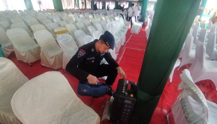 Pengaman  dan Sterilisasi dalam Rangka Kunker RI 2 di Wilayah Hukum Polres Indramayu 