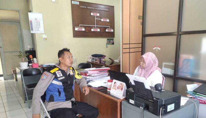 Bhabinkamtibmas  Sambangi kantor Kelurahan Pungkur