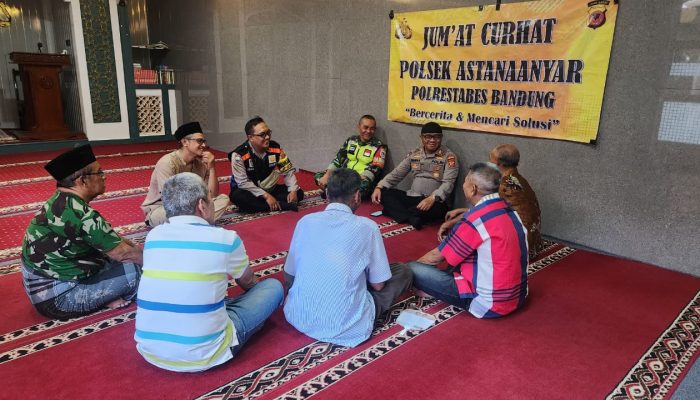 Selenggarakan Jumat Curhat, Polsek Astanaanyar Tampung Keluh Kesah Warga Terkait Kamtibmas