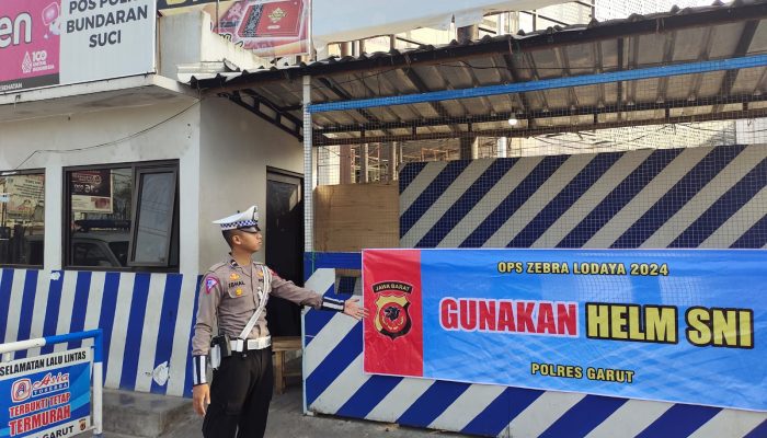 Polres Garut Pasang Puluhan Spanduk Sosialisasi Operasi Zebra