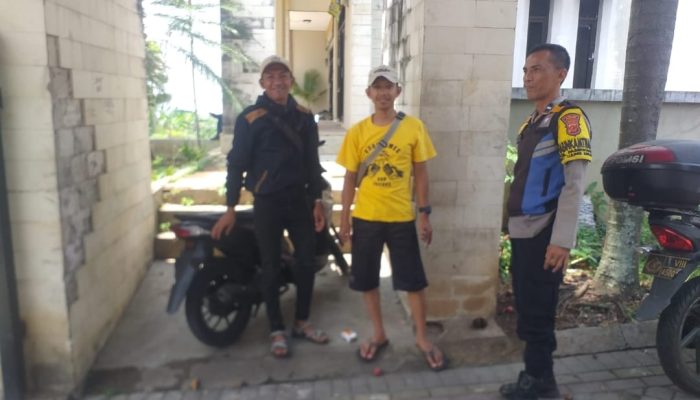 Bhabin Polsek Ujungberung monitoring giat patroli dialogis dengan warga RW 09 Kel. Pasir wangi Kec. Ujungberung