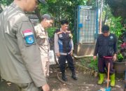 Bhabinkamtibmas melaksanakan giat door to door ke warga binaan sesuai kelurahan di Wilkum Polsek Andir