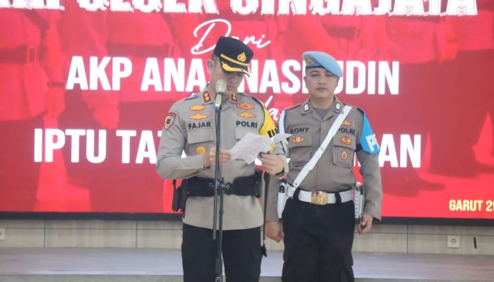 Kapolres Garut Pimpin Upacara Serah Terima Jabatan Kapolsek Singajaya