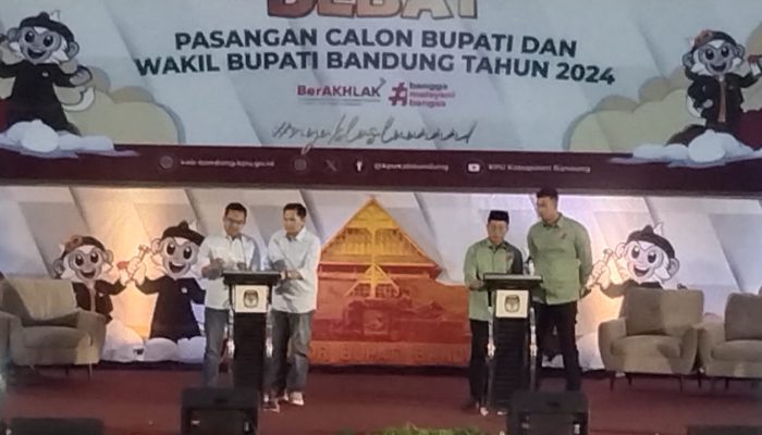 Debat Politik Pertama Paslon Bupati dan Wakil Bupati Tahun 2024 Digelar KPU Kab. Bandung