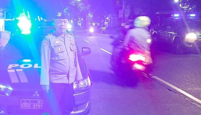 Jaga Kondusifitas, Unit Patroli 18.4.D Polsek Cicendo Polrestabes Bandung Laksanakan Bandung Lautan Biru