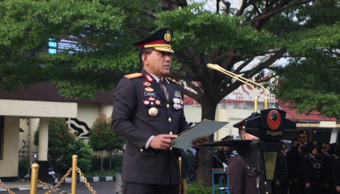 Dansat Brimob Polda Jabar Ikuti Upacara Hari Pahlawan