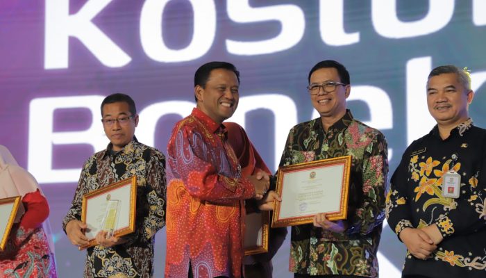 Program Inovasi SALUD, Pemkab Bandung Raih 2 Penghargaan dari Kementerian Perhubungan RI