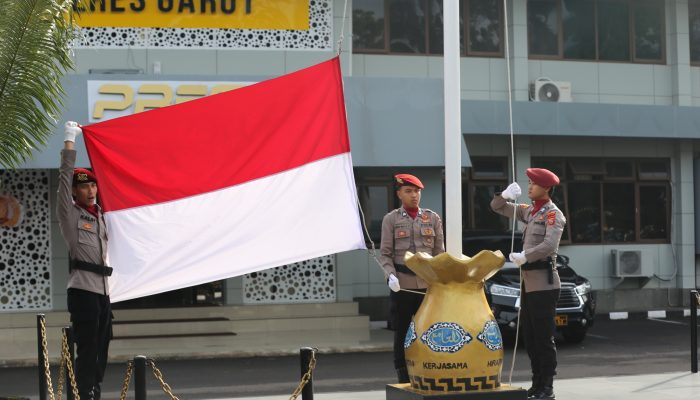 Upacara Memperingati Hari Pahlawan Polres Garut