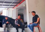 Bhabinkamtibmas melaksanakan giat door to door ke warga binaan sesuai kelurahan di Wilkum Polsek Andir