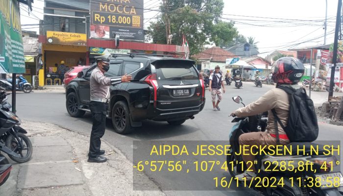 Pelaksanaan Pelayanan Masyarakat pagi Hari Polsek Gedebage