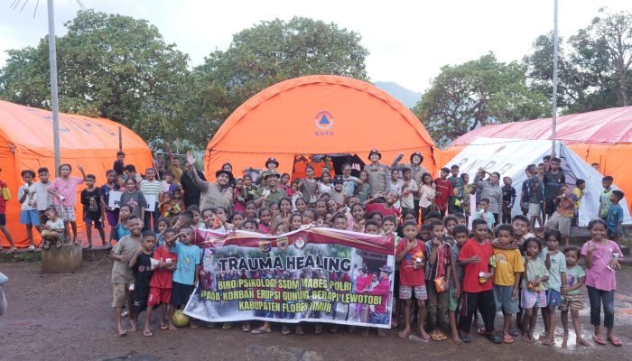 Polri Kirim Tim Pemulihan Trauma Korban Terdampak Erupsi Gunung Lewotobi