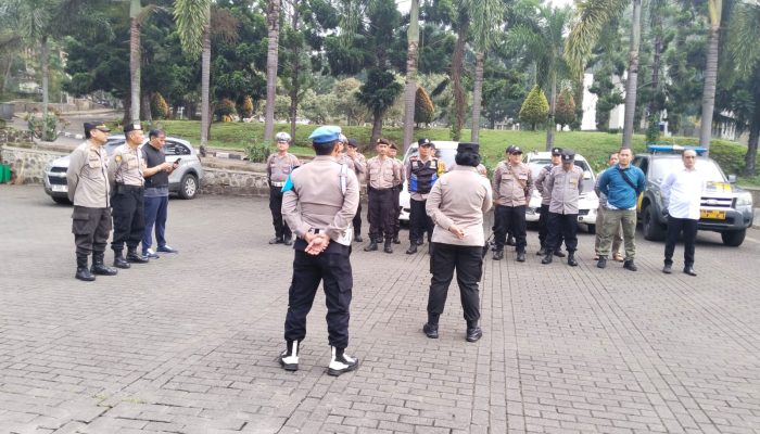 Apel Kesiapan Pelaksanaan Pengamanan Aksi Unjuk Rasa Gabungan Polsek Zona Barat