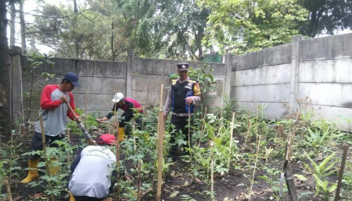 Bhabinkamtibmas Polsek Bandung Kulon silaturahmi kamtibmas kepada Warga