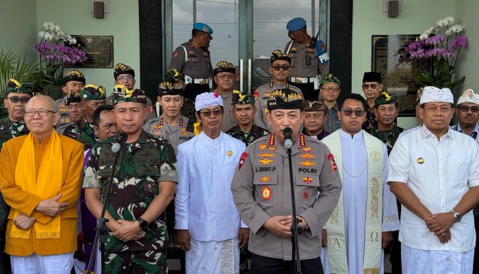 Sukseskan Pilkada 2024, Kapolri dan Panglima TNI Ikuti Doa Bersama Lintas Agama