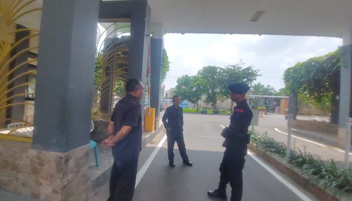 Untuk Mencegah Aksi Kriminalitas Brimob Jabar Lakukan Patroli Harkamtibmas 