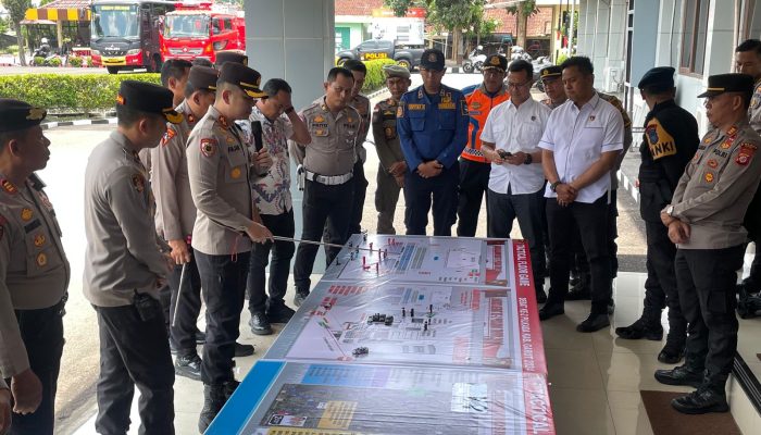 Kapolres Garut Pimpin Pengamanan Debat Publik Pilkada 2024 Yang Kedua