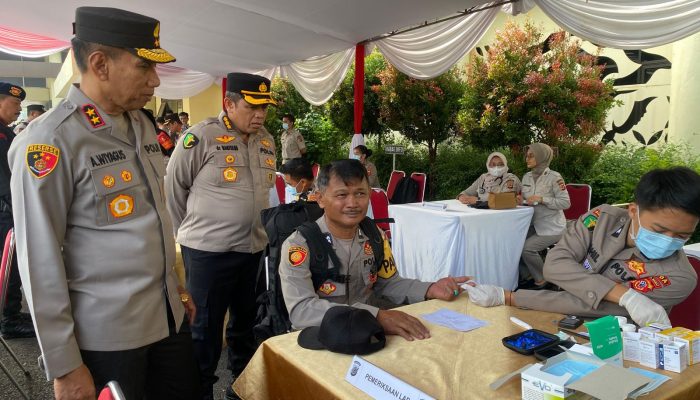 Jelang Pengamanan Pilkada Serentak 2024, Personel Polda Jabar Lakukan Pemeriksaan Kesehatan