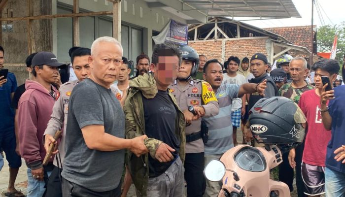 Polisi Jaga TPS Tangkap Jambret di Tengah Pengamanan