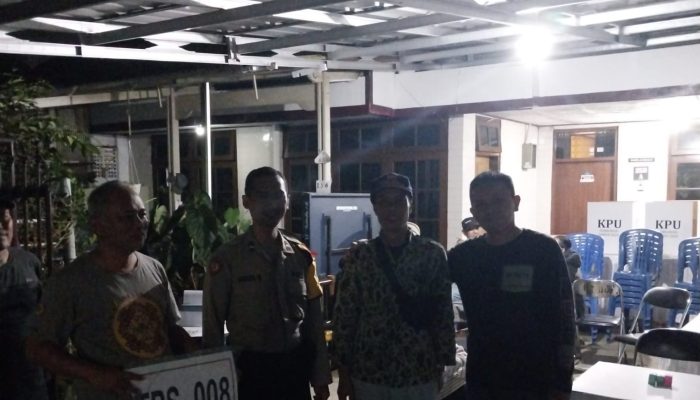 Antisipasi Gangguan Kamtibmas Polsek Sukasari Lakukan Monitoring dan Pengamanan TPS.