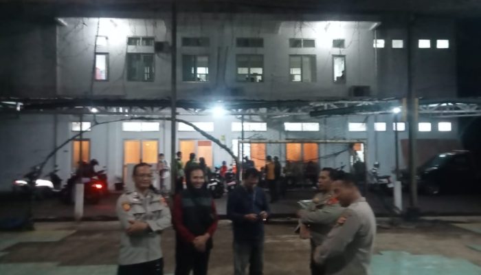 Panit Reskrim Polsek Antapani Pimpin Pengontrolan Gudang Logistik PPK Antapani