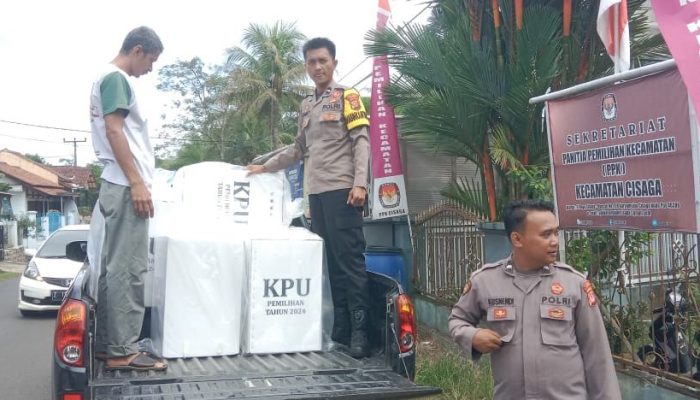 Polisi Amankan Proses Pergeseran Logistik ke Lokasi Rekapitulasi Tingkat PPK