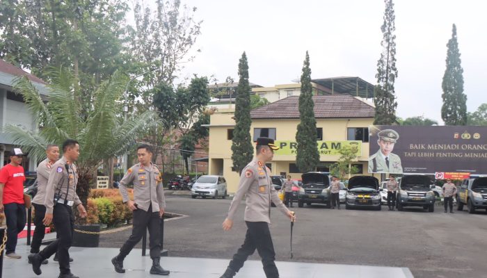 Libur Natal dan Tahun Baru, Kapolres Garut Pastikan Kendaraan Dinas Polsek R4 dan R6 Berfungsi Optimal