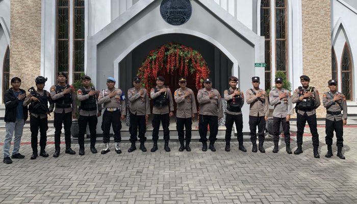 Polres Garut Lakukan Pengamanan Gereja Dalam Rangka Ops Lilin Lodaya