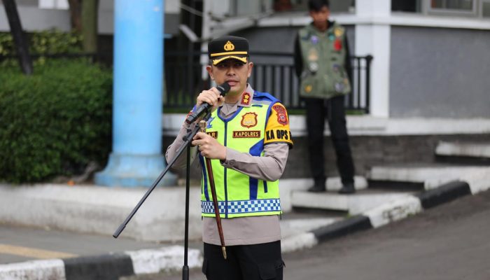 Kapolres Garut Pimpin Apel Gabungan Pengamanan Tahun Baru