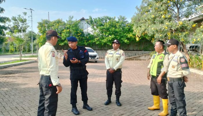 Arahan Harkamtibmas di Anggota Kompi 3 Batalyon on C Pelopor  Satbrimob Polda Jabar di Kawasan JISC Purwakarta 