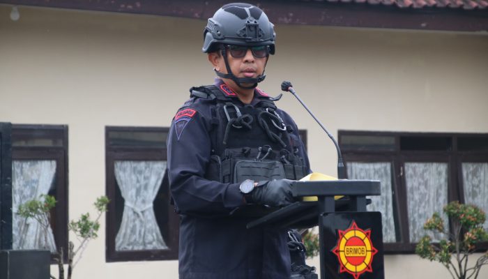 Wadansat Brimob Polda Jabar Pimpin Apel Gelar Kesiap Siagaan Pasukan dan Perlengkapan